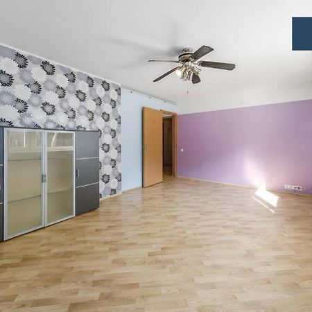 Sunny Apartment Near Bus Station タリン エクステリア 写真