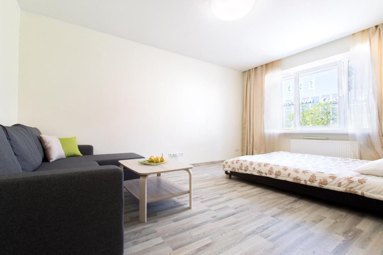 Sunny Apartment Near Bus Station タリン エクステリア 写真