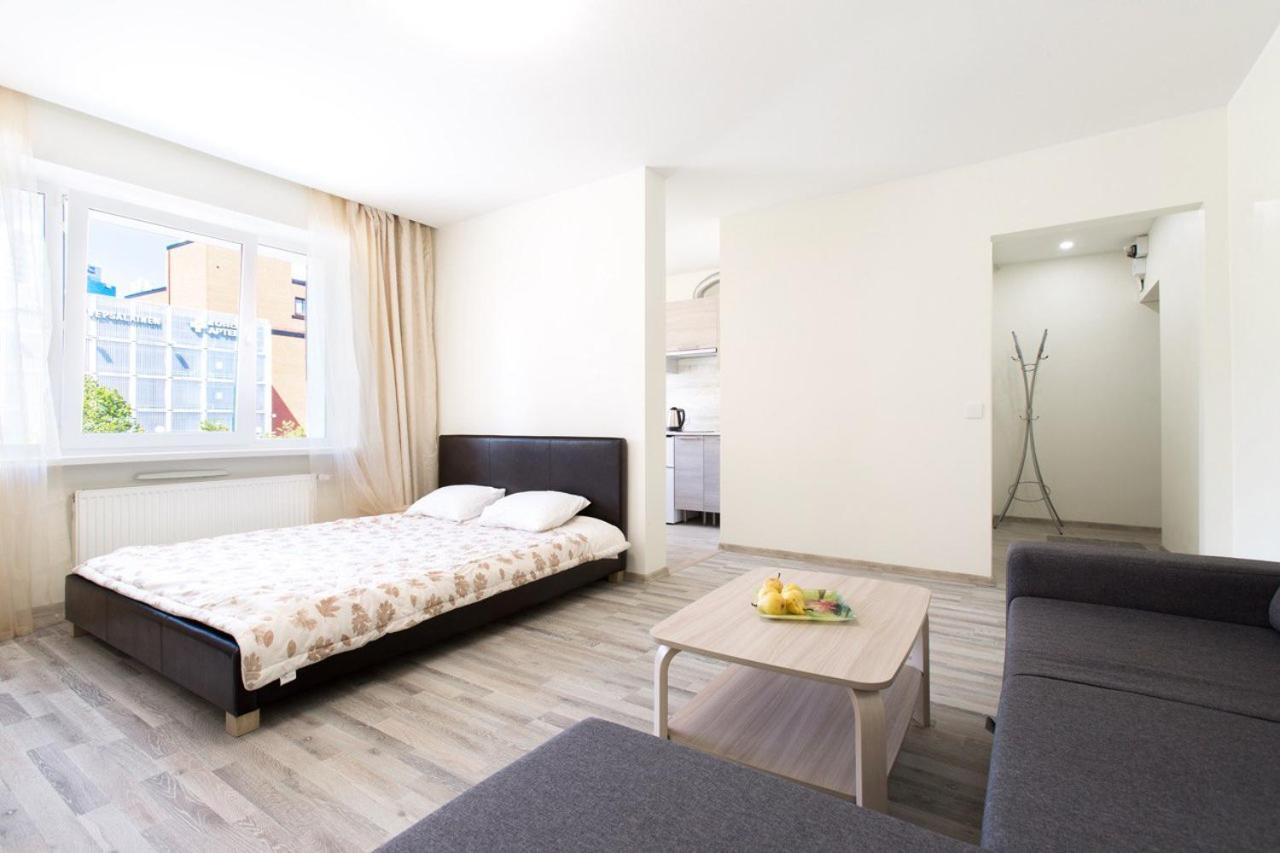 Sunny Apartment Near Bus Station タリン エクステリア 写真